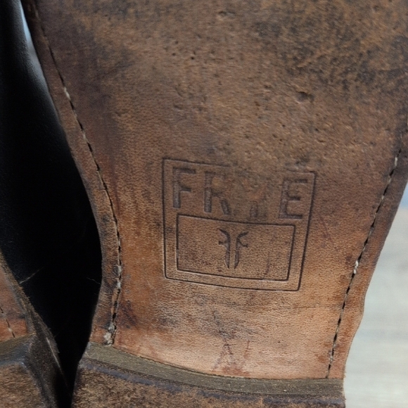 Frye Chocolate Brown Over the Knee Leather Boots. 8.5. - Picture 10 of 16